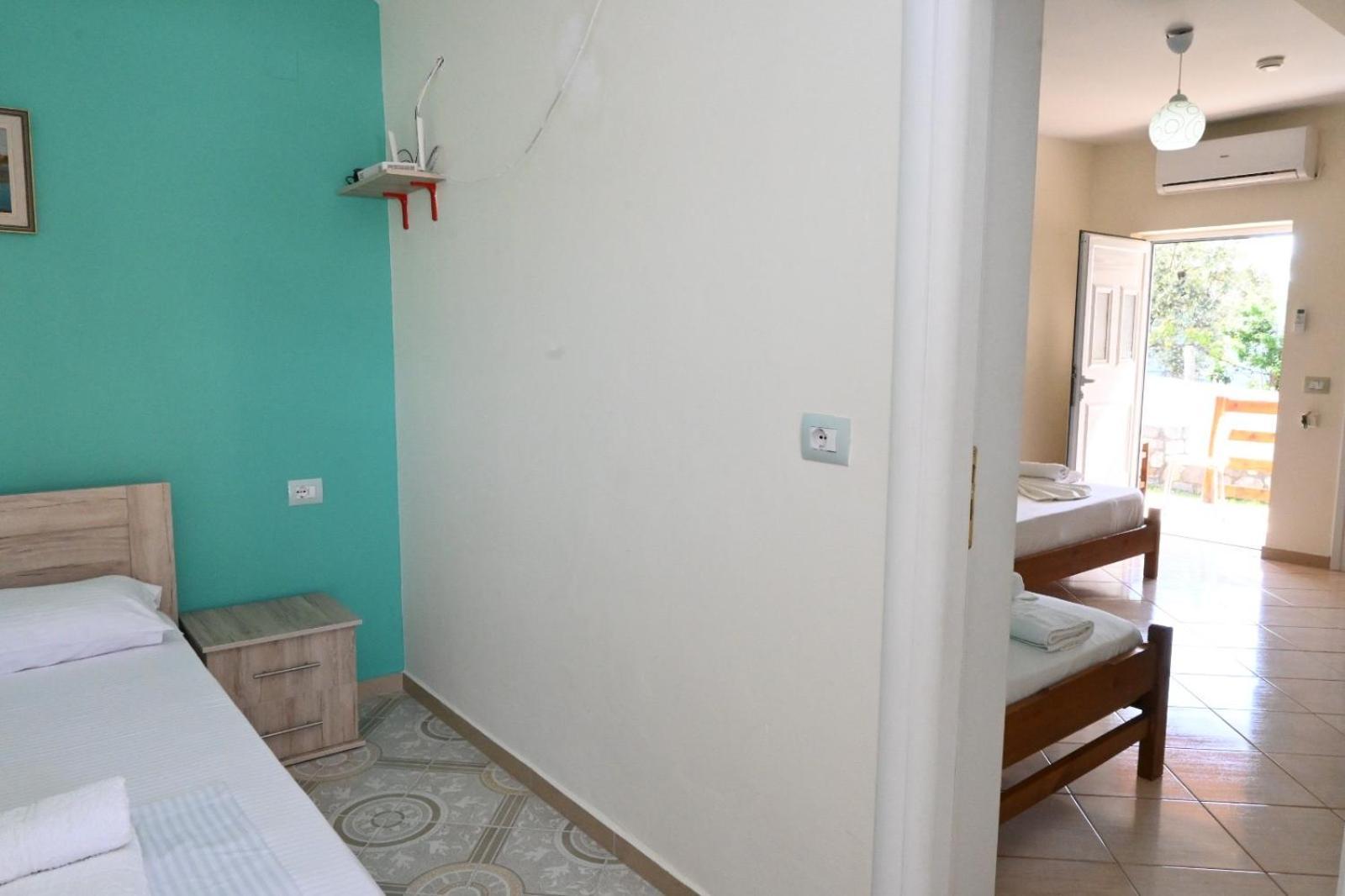 Amelia Rooms Ksamil Esterno foto