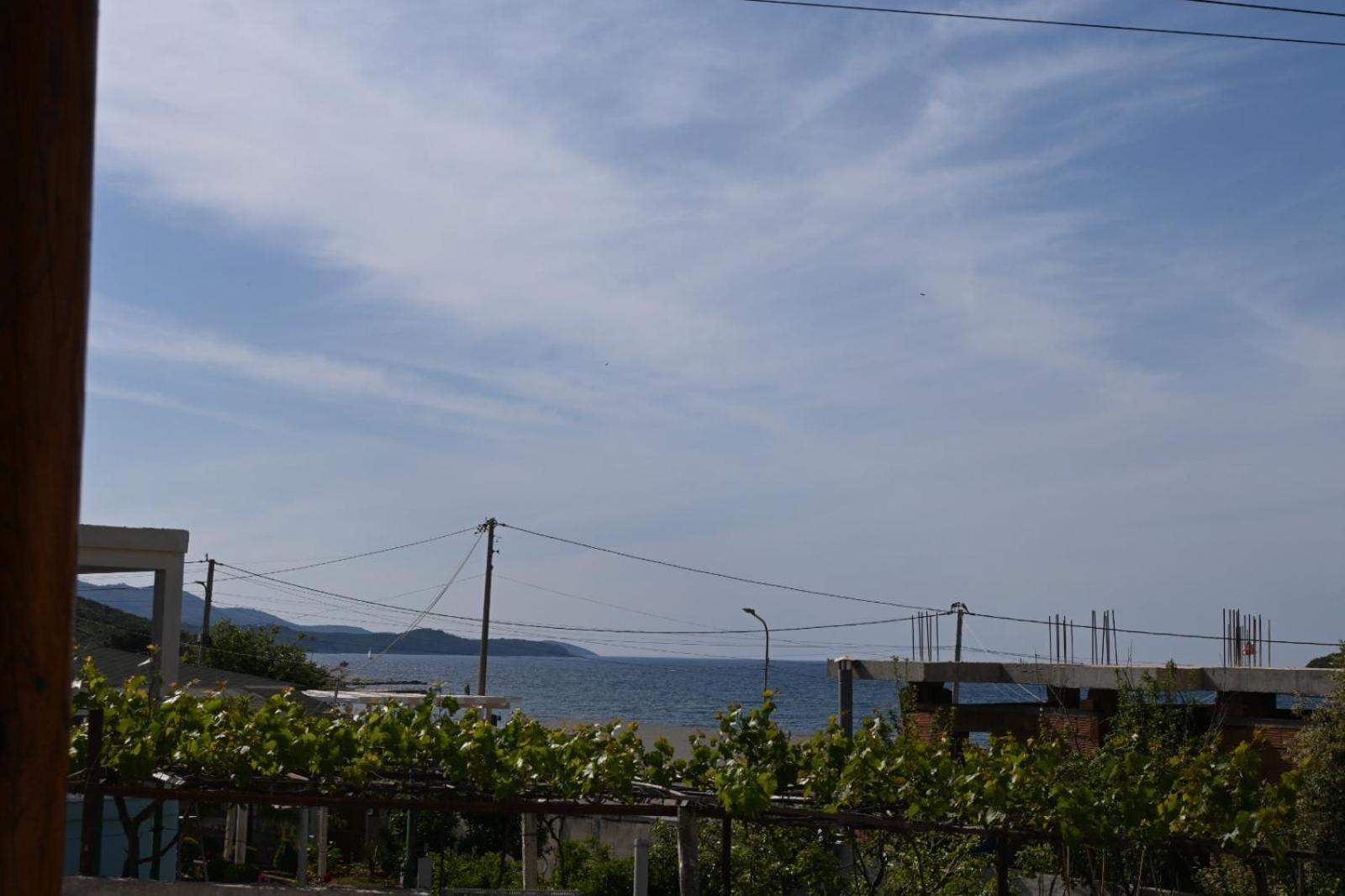 Amelia Rooms Ksamil Esterno foto