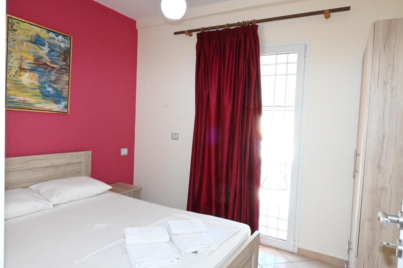 Amelia Rooms Ksamil Esterno foto